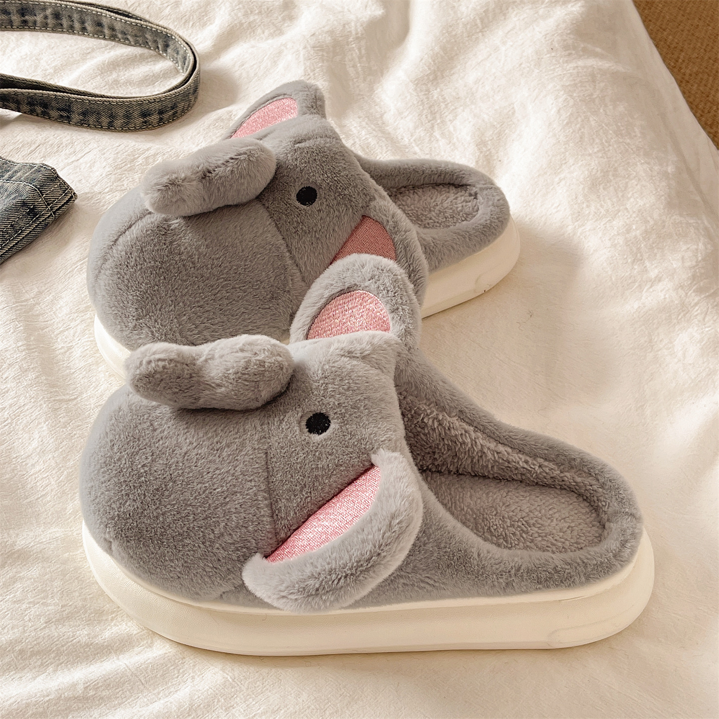 可爱小象厚底情侣保暖棉拖鞋