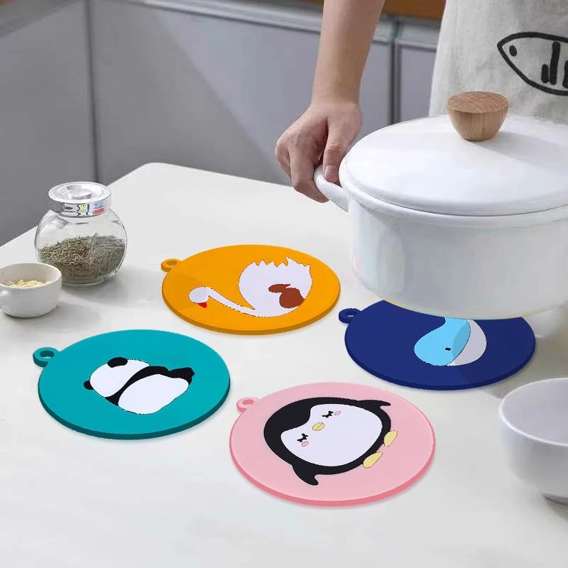 8个装隔热垫硅胶防烫垫餐桌垫家用杯垫砂锅垫子碗盘垫桌面厨房