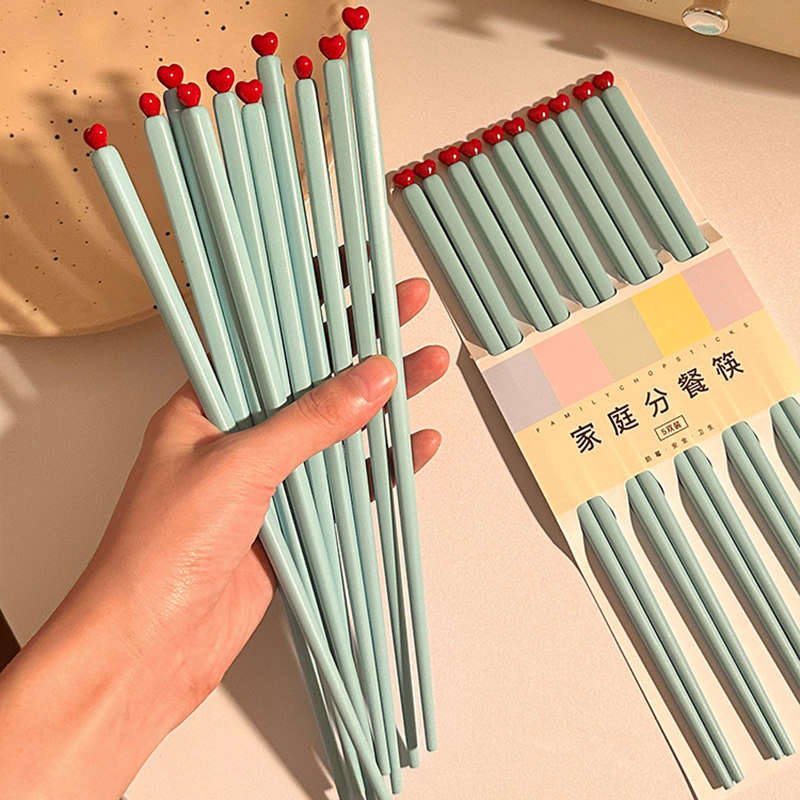ins爱心蓝色筷子家用高档抗菌防霉耐高温分食餐具情侣款一人一筷