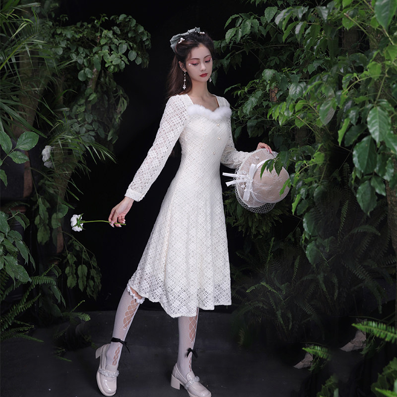 【礼】槿爷雪绒花2024年新款杏色蕾丝加厚甜美淑女连衣裙秋冬长袖