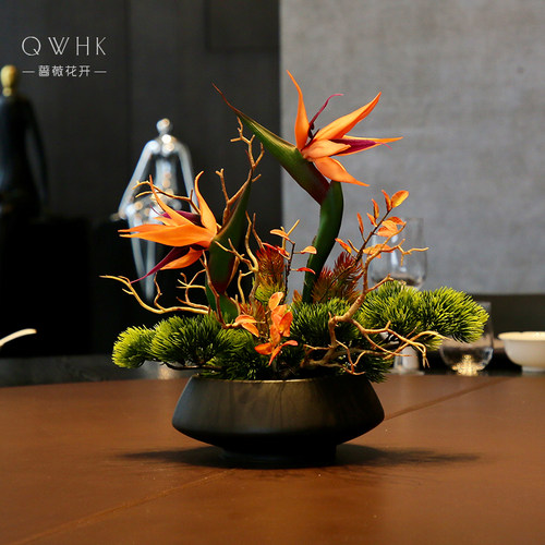 高档酒店圆桌转盘仿真花餐厅