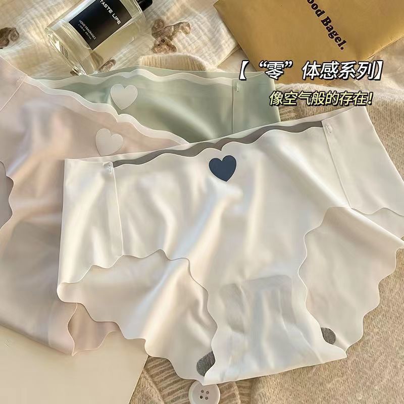 夏季内裤女生新款无痕抗