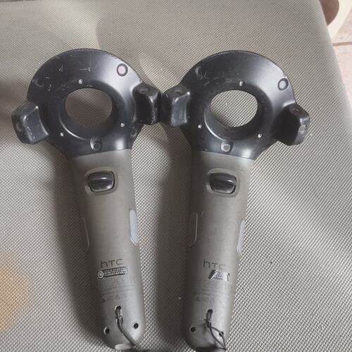 议价HTC Vive 1.0手柄 一对，货如图片