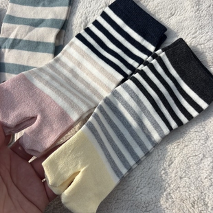日本70年老牌 外贸日单女彩色条纹简约中筒木屐足袋二指袜分趾袜
