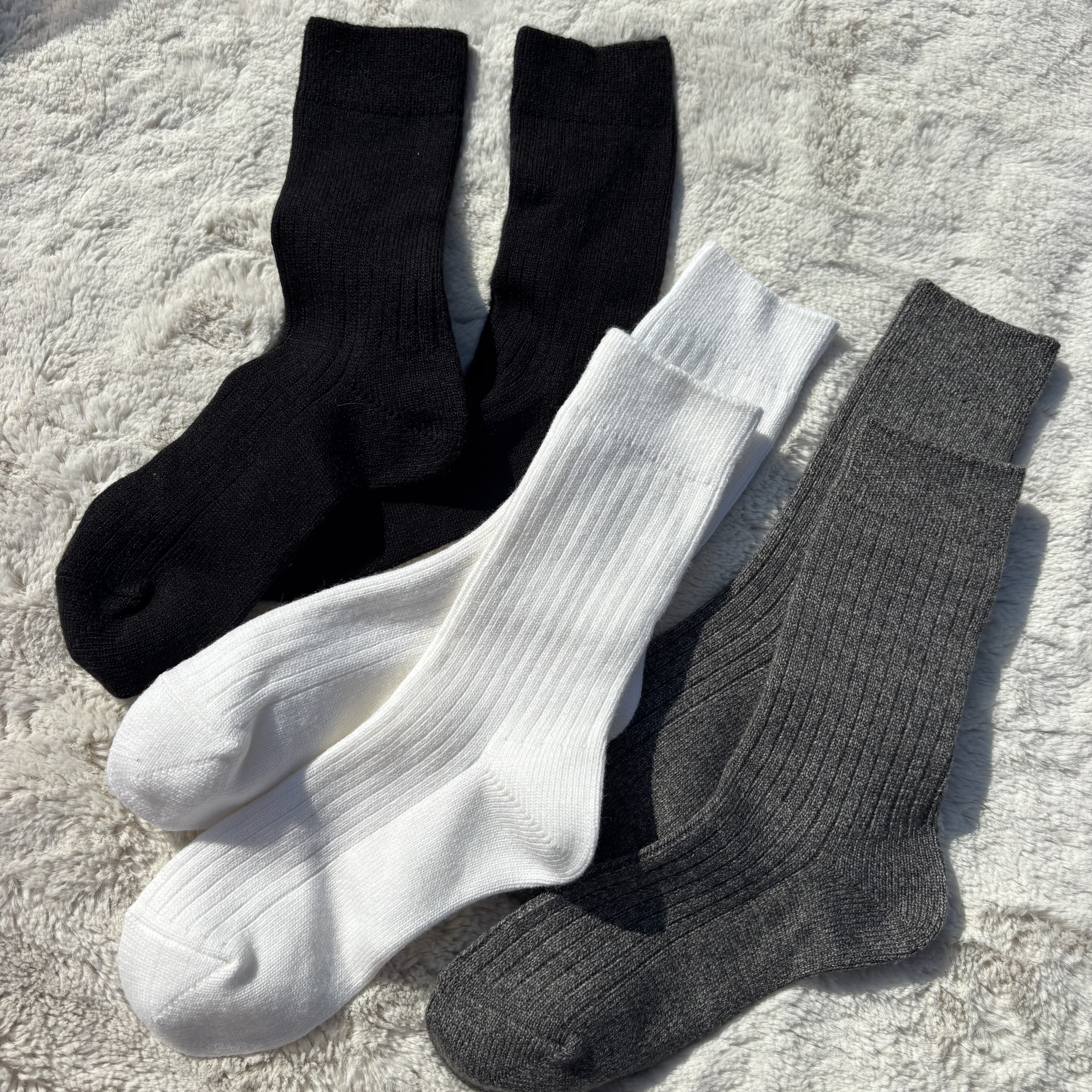 试衣涧。外贸日单女士秋冬纯色双针羊毛袜吸湿发热螺纹保暖中筒袜