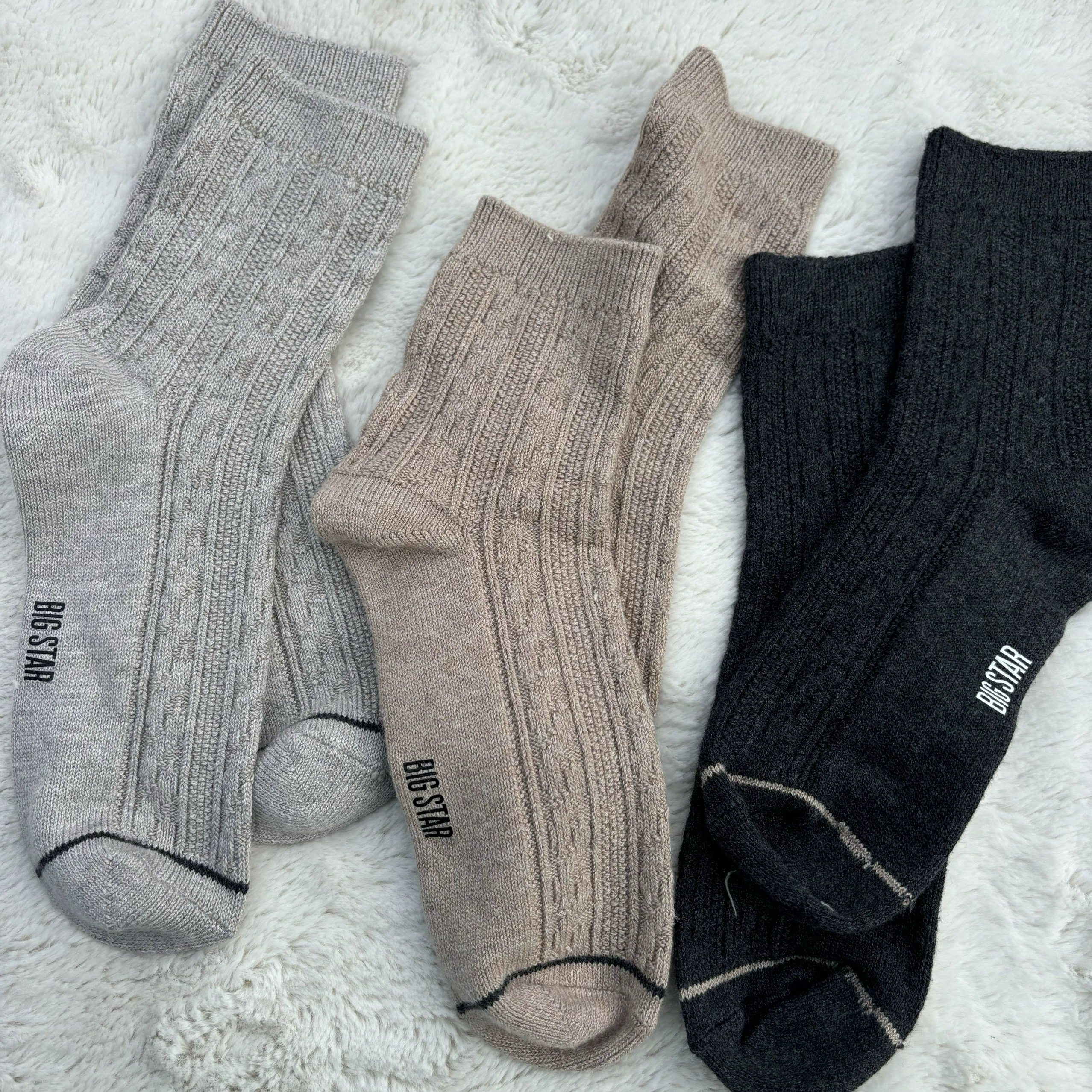 羔绒。外贸复古麻花男女袜双针字母堆堆袜纯色中筒袜百搭松口袜子