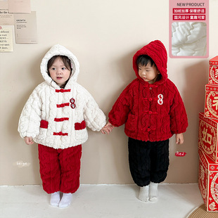 儿童家居服秋冬款法兰绒加厚男女童宝睡衣三层夹棉套装中国风年服