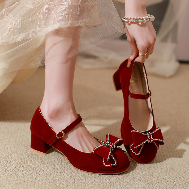 红色粗跟高跟鞋温柔仙女风配旗袍敬酒服一字扣气质婚鞋玛丽珍女鞋,女鞋,玛丽珍鞋,淘宝优惠券,粉丝福利购,淘宝优惠卷