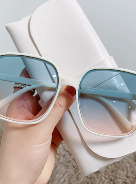 米钉方形太阳镜渐变色2022新款太阳眼镜女士潮流防紫外线复古墨镜