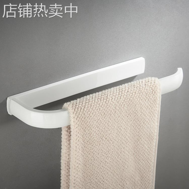 供应新款卫生间五金卫浴挂件简约毛巾杆白色铜材质喷塑工艺毛巾环