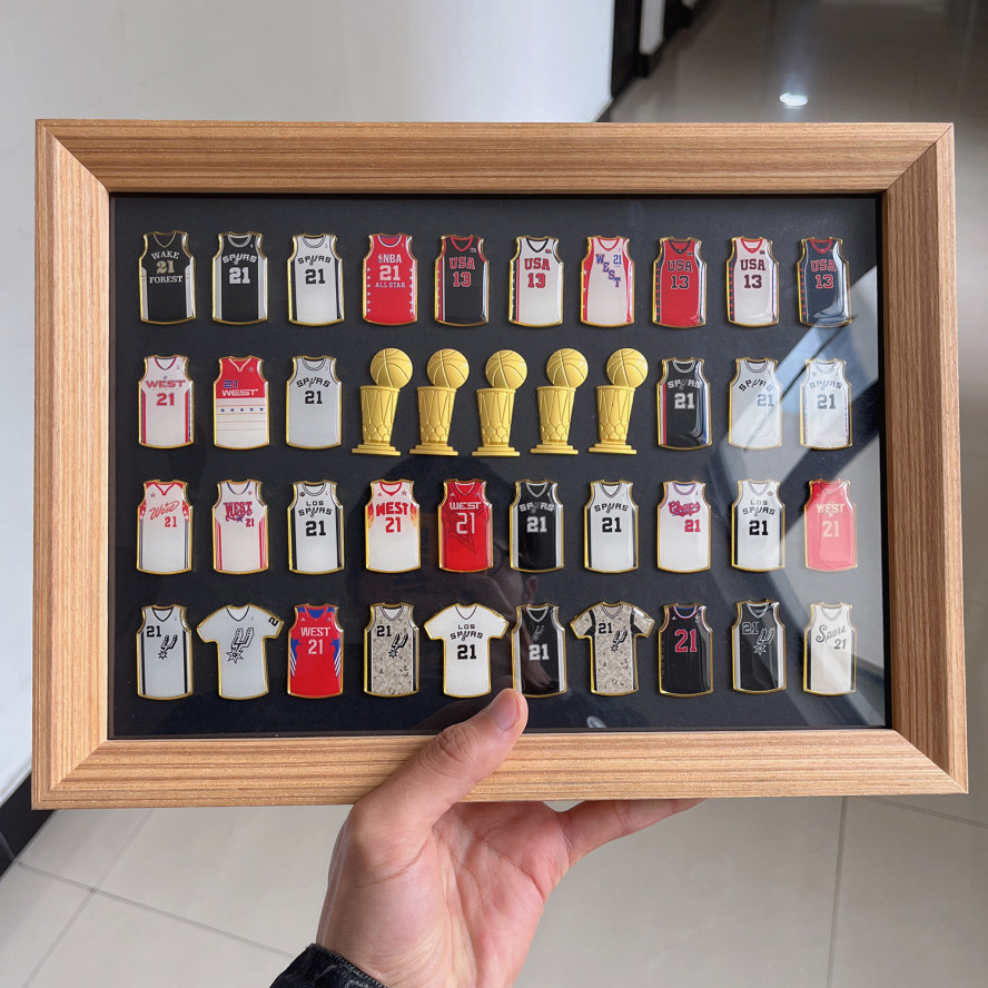 邓肯马刺队21号球衣徽章原创设计装裱实木相框桌面摆台球迷礼物男