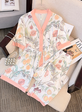 夏季休闲弹力亲肤透气睡衣女新款石榴花牛奶丝家居服三件套82171