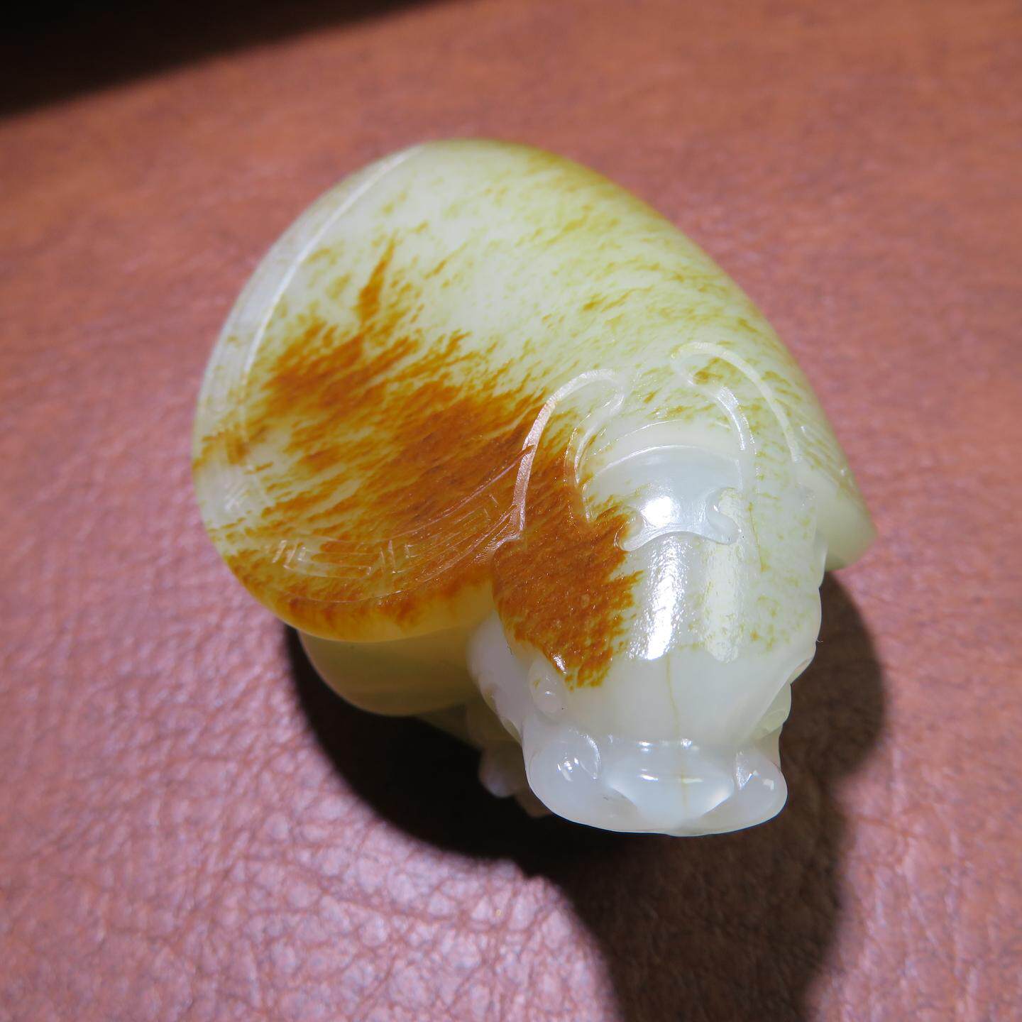 新疆和田玉红金皮白玉籽料龙龟手把件 天然玉石把玩件