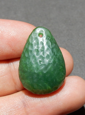 和田玉俄料碧玉老光小水滴 和田玉吊坠 文玩滴流配珠配饰