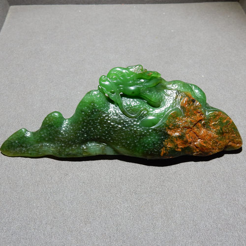 新疆和田玉碧玉籽料摆件 辣阳绿龙行天下笔搁  文玩饰品