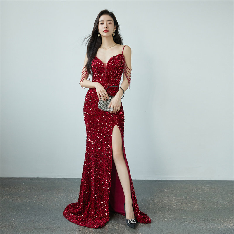 气场女王鱼尾吊带流苏长款晚礼服