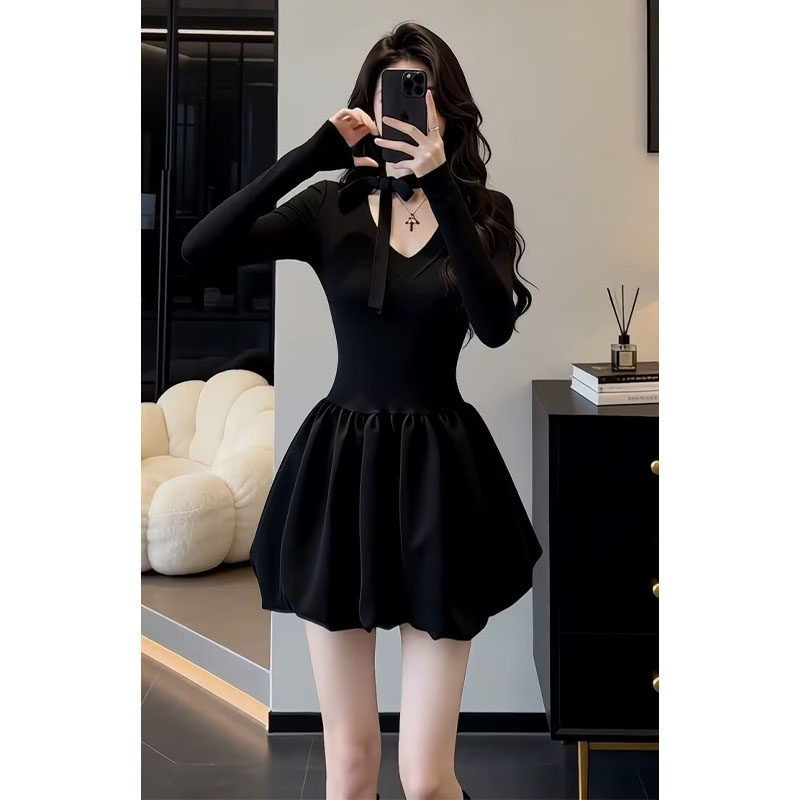 气质赫本千金风连衣裙女早春高级感洋气针织拼接收腰显瘦连衣裙女,女装/女士精品,连衣裙,淘宝优惠券,粉丝福利购,淘宝优惠卷