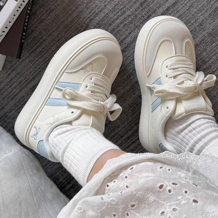 小众不撞款板鞋2026春秋新款百搭休闲面包鞋子女童厚底透气小白鞋,童鞋/婴儿鞋/亲子鞋,板鞋,淘宝优惠券,粉丝福利购,淘宝优惠卷