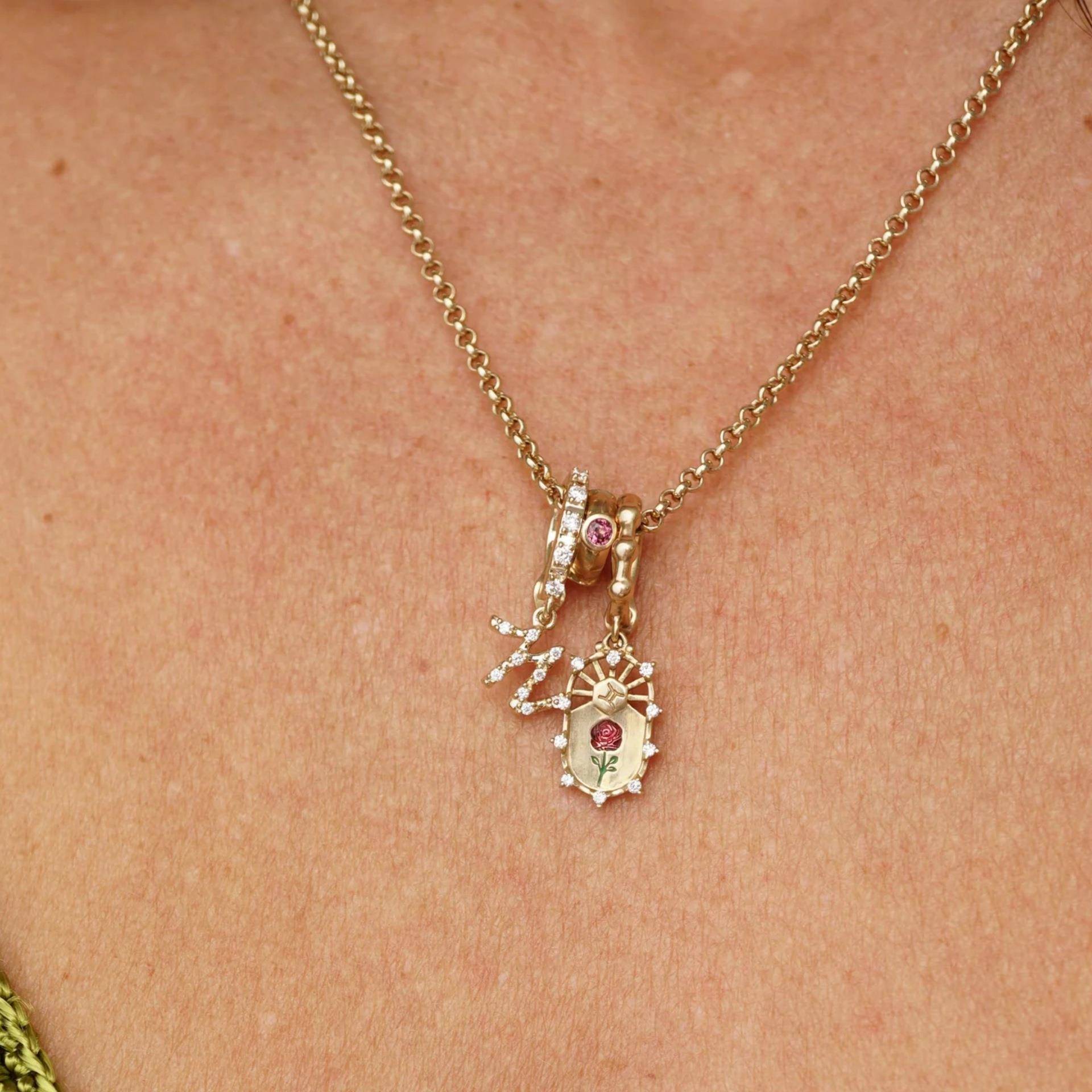 欧美跨境不锈钢彩色十二生辰石锆石圆形嵌入式镶钻2025秋新品吊坠