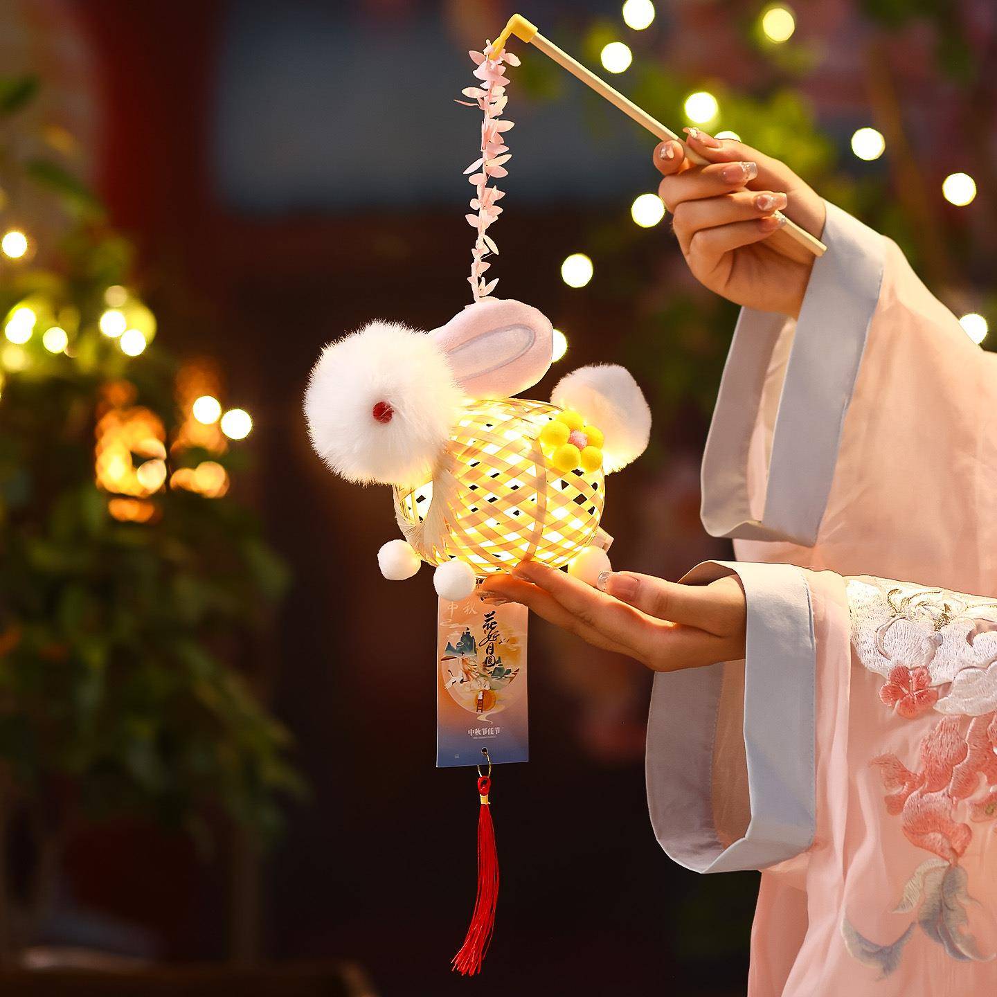 中秋节竹编灯笼2025新款手工幼儿园儿童户外手提发光兔子花灯