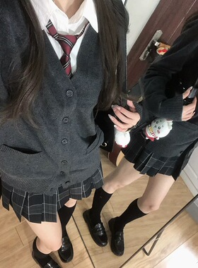 JK毛衣开衫女秋冬季日系学院风V领深灰打底衫毛衣针织衫