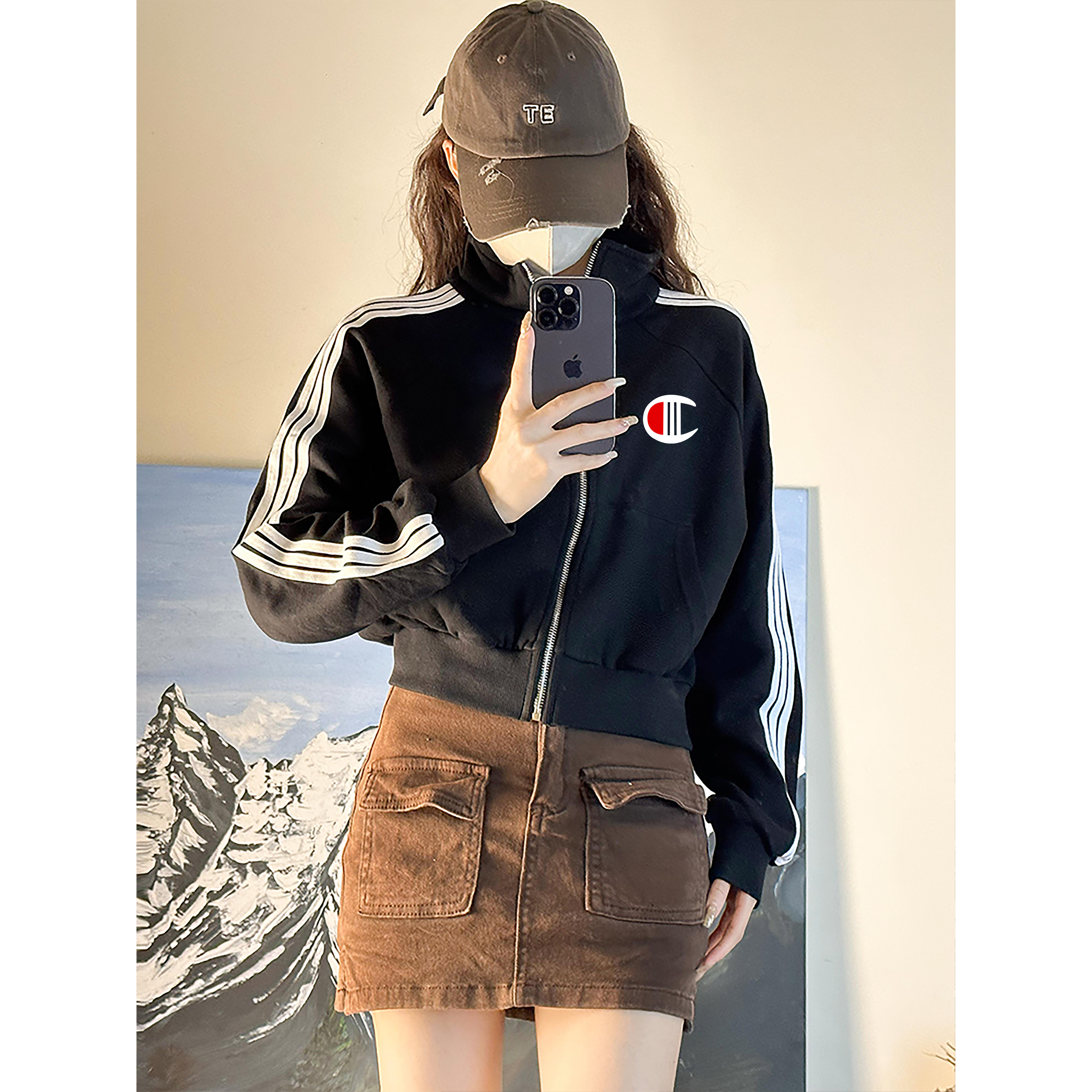 日版冠军三条杠短款圆领外套女秋季休闲运动棒球服开衫纯棉卫衣潮