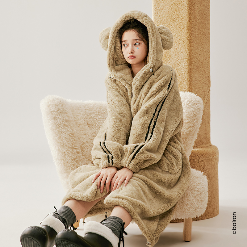 白冉情侣长款珊瑚绒睡袍