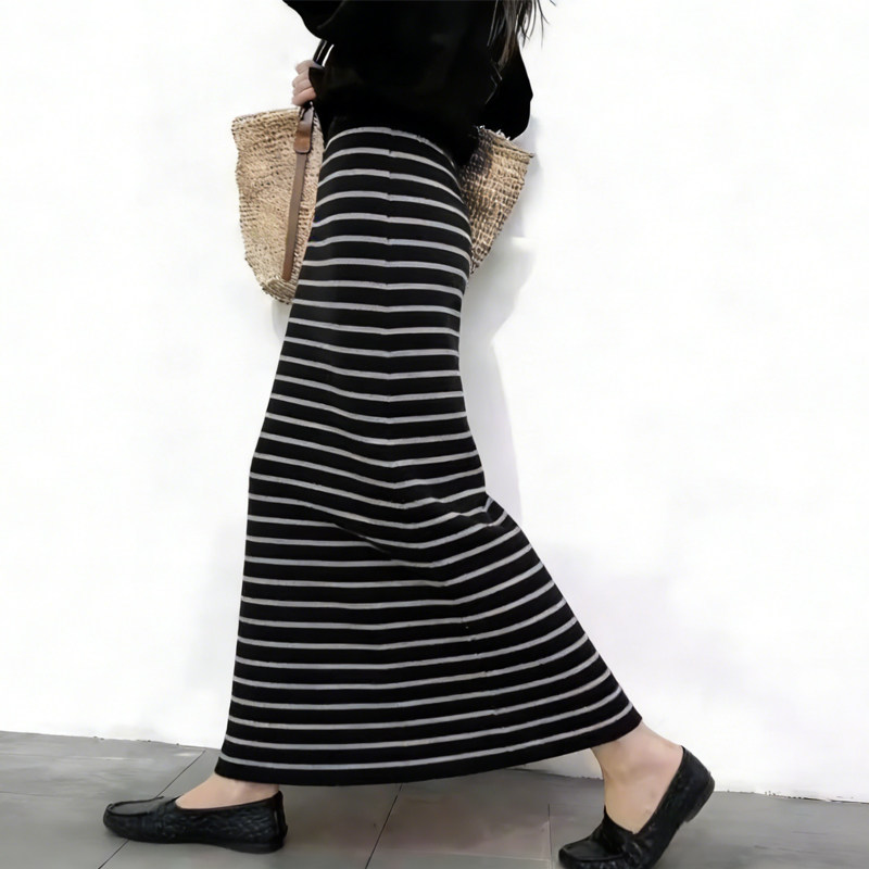 欧货高端定制黑灰色条纹大码半身裙女2026早春新款轻熟风A字裙子,女装/女士精品,大码半身裙,淘宝优惠券,粉丝福利购,淘宝优惠卷