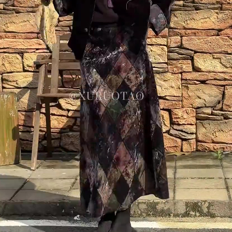欧货高端黑色大码复古印花半身裙