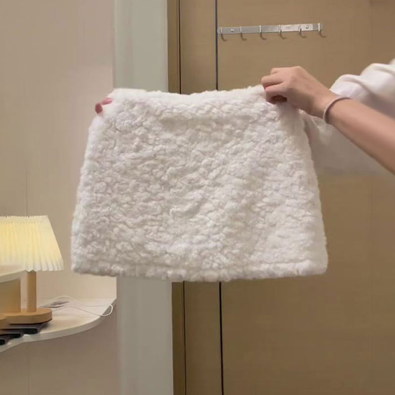 定制白色暖冬毛绒大码半身裙女