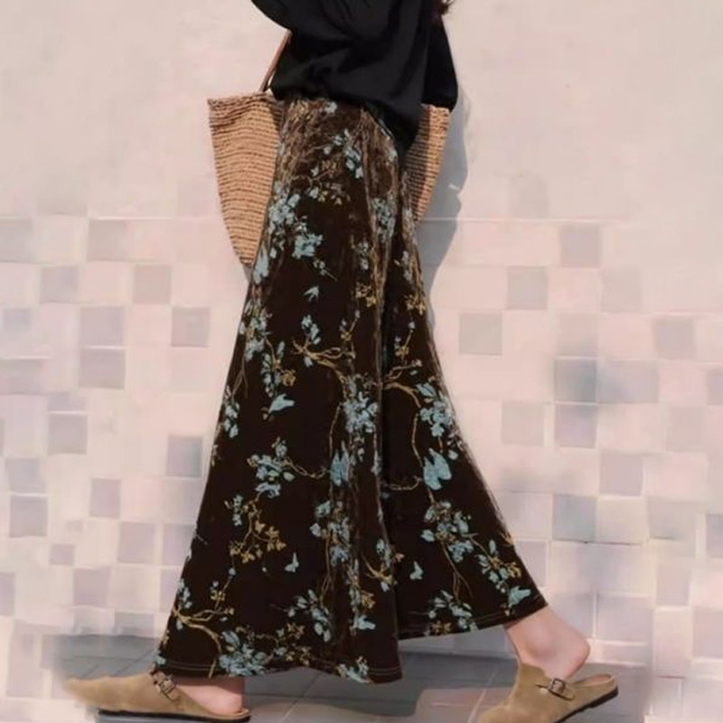 欧货高端定制深棕色丝绒大码阔腿裤女2026早春新款慵懒印花休闲裤,女装/女士精品,大码裤装,淘宝优惠券,粉丝福利购,淘宝优惠卷