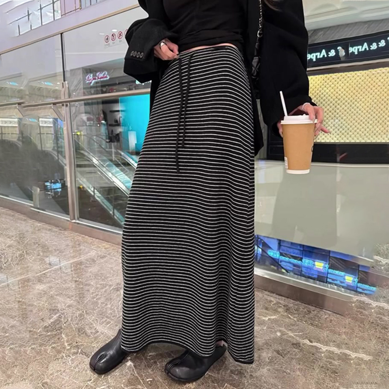 高端定制灰色毛呢大码条纹半身裙