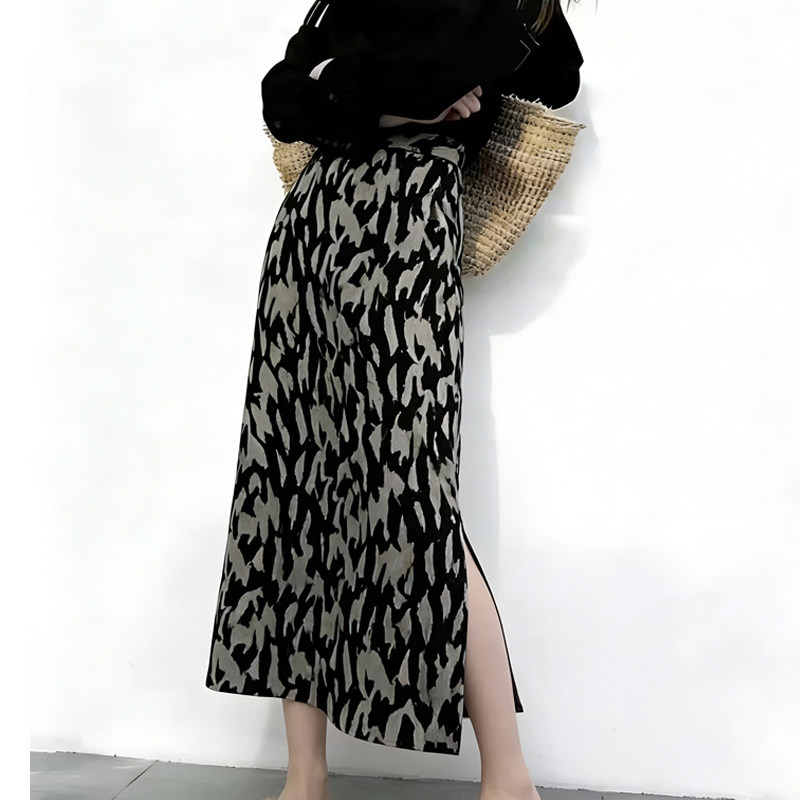 欧货高端黑灰色定制大码半身裙女2026早春新款复古轻熟风A字裙子,女装/女士精品,大码半身裙,淘宝优惠券,粉丝福利购,淘宝优惠卷