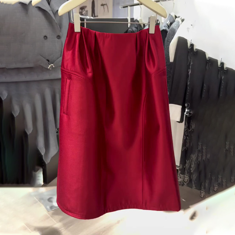 欧货高端定制红色大码半身裙女2025冬季新款加厚立体分割A字裙子,女装/女士精品,大码半身裙,淘宝优惠券,粉丝福利购,淘宝优惠卷