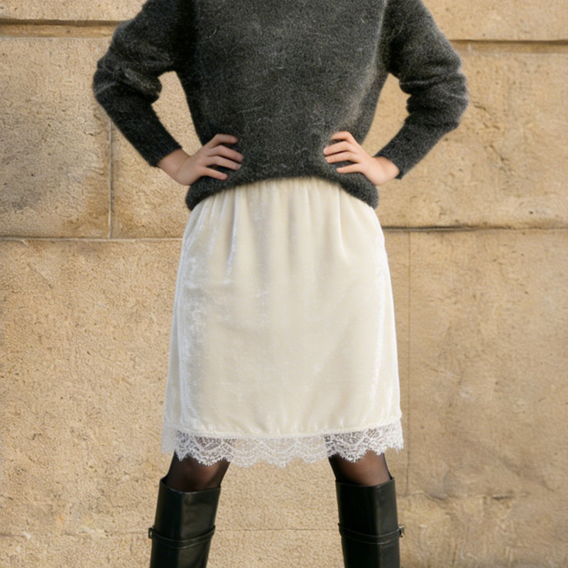 欧货高端定制米白色丝绒大码半身裙女2026早春新款蕾丝边A字裙子,女装/女士精品,大码半身裙,淘宝优惠券,粉丝福利购,淘宝优惠卷