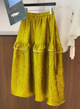 欧货高端定制金黄色大码半身裙女2025秋冬新款加厚蕾丝拼接伞裙子