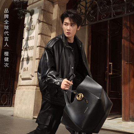 【檀健次同款】MICHAEL KORS MK Jordi 皮质大容量托特包 含包挂