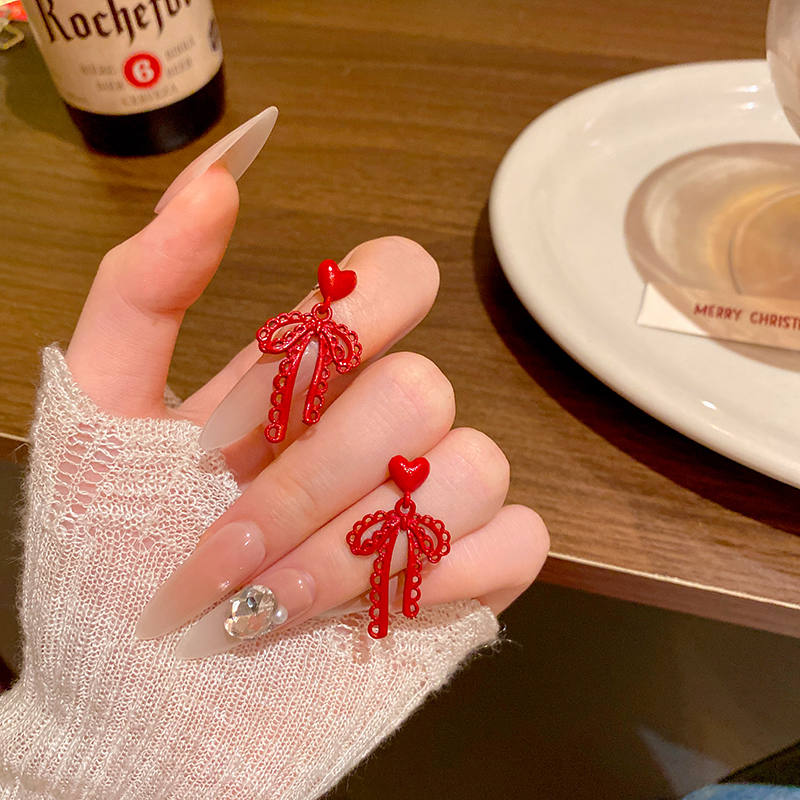 复古酒红色爱心蝴蝶结耳环