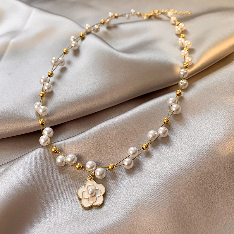 缠绕山茶花珍珠项链女ins轻奢小众设计感锁骨链复古高级感配饰