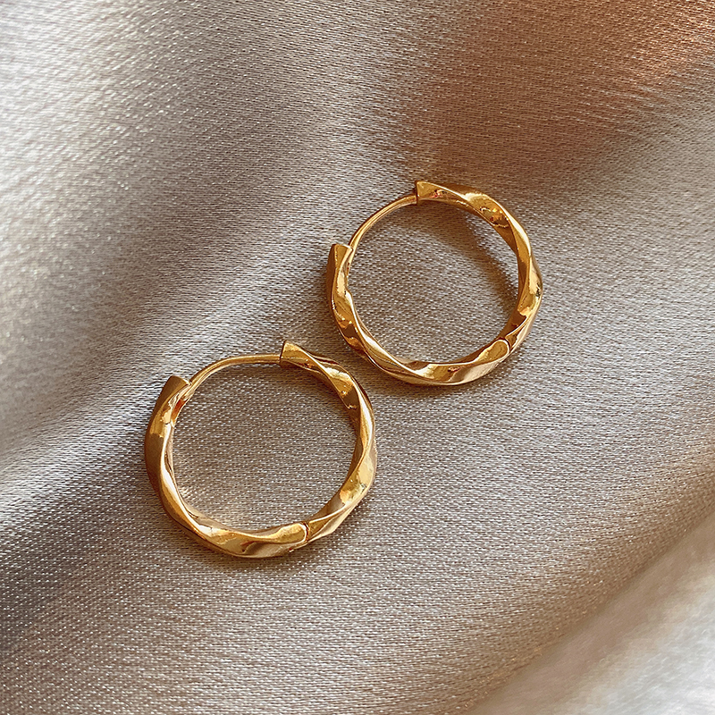 那片海简约素圈耳扣女