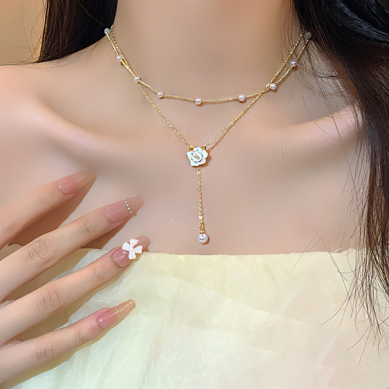 那片海女轻奢冷淡风时尚