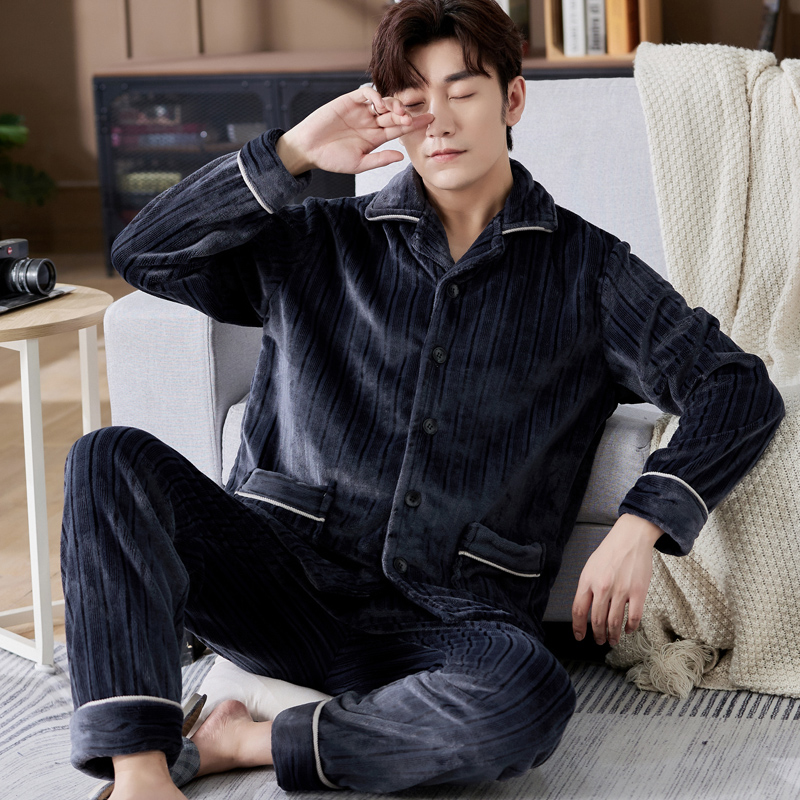 睡衣加肥加大码珊瑚绒宽松家居服