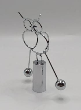 新款不倒翁猫头鹰平衡小铁人跨境工艺摆件减压趣味办公室铁艺装饰