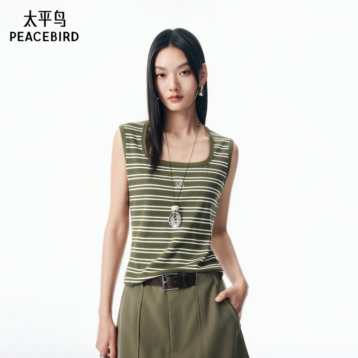 太平鸟女装秋季时尚品质马蹄领撞色条纹吊带背心A1CQF3134图片