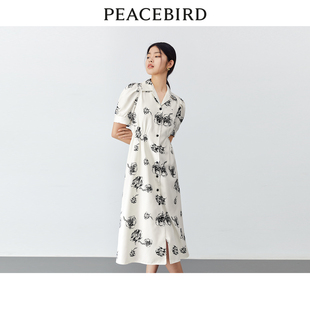 太平鳥2023年春季 長裙奧萊 翻領(lǐng)通勤連衣裙?jié)M印單排扣V領(lǐng)修身