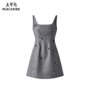 简约定位绣珠片连衣裙女A1FAE1236 时尚 太平鸟女装 春季