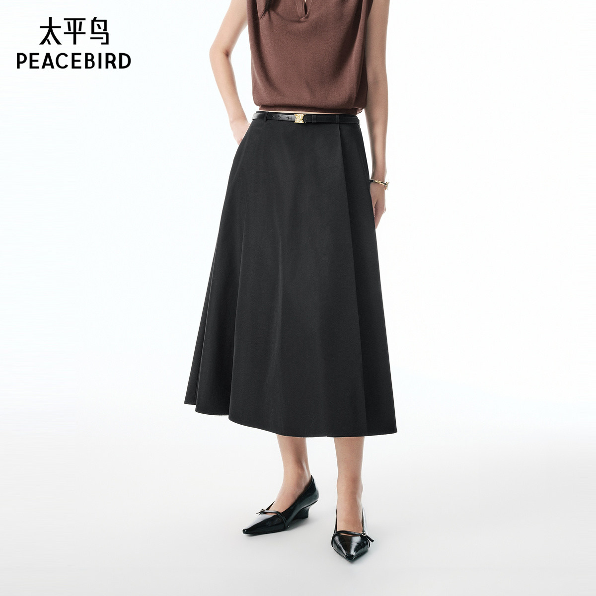 太平鸟女装秋季时尚品质垂坠缎面半身裙女气质温柔长裙显瘦图片
