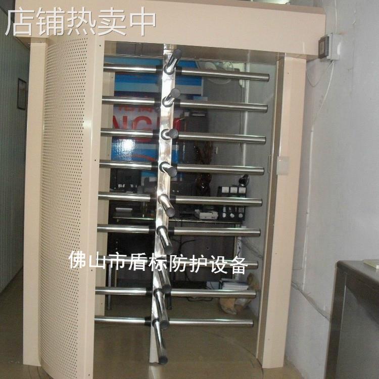 佛山盾标防护全转闸工厂门口封闭式电动旋转门喷涂烤漆栅栏转匝