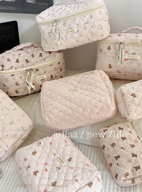 升级款神仙化妆包大容量蓝色小熊旅行便携蝴蝶结洗漱包包学生笔袋