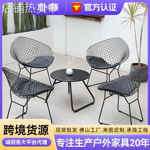 户外铁艺桌椅庭院露天阳台桌椅三件套组合房地产售楼部洽谈桌椅子